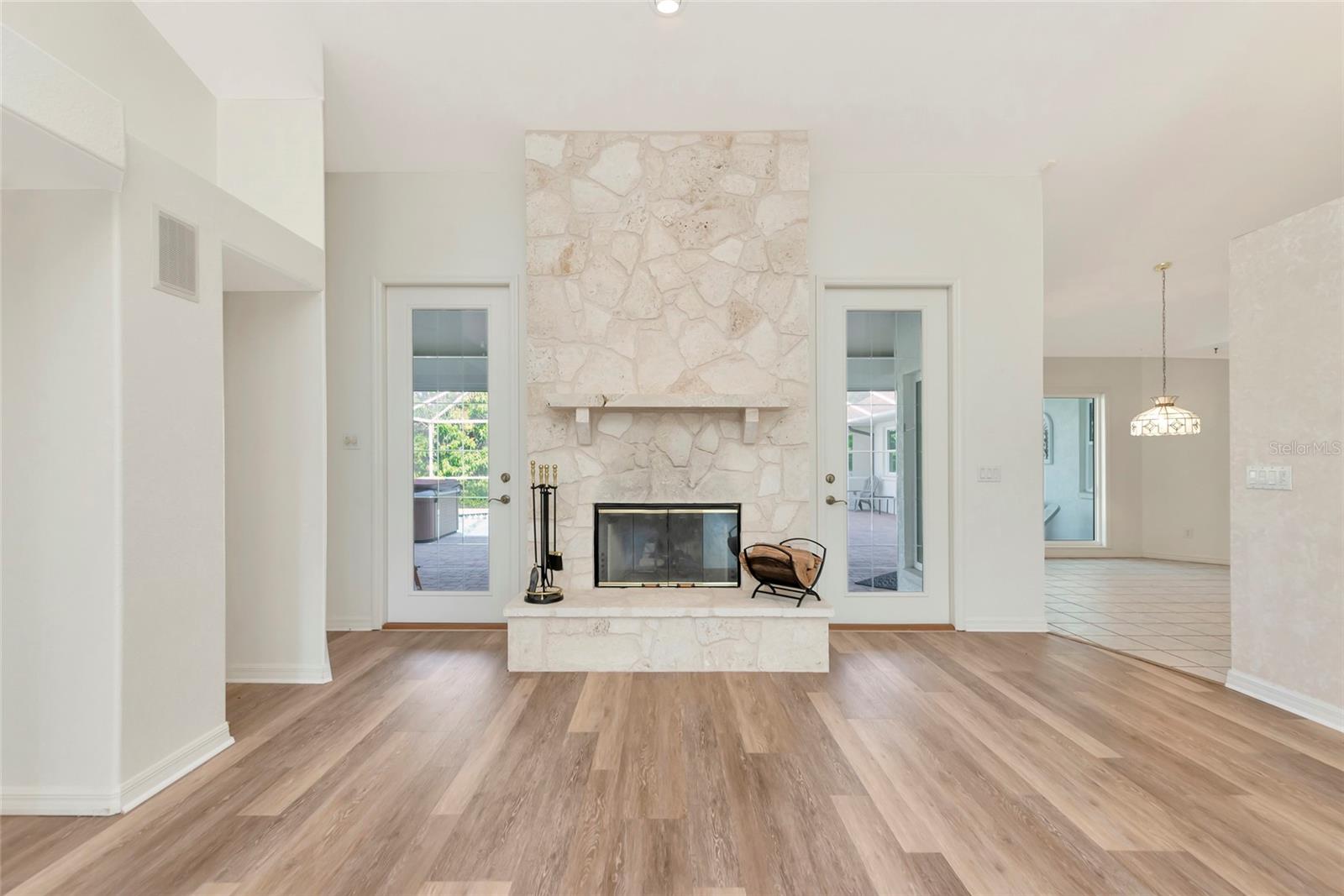 MANASOTA GARDENS - Residential