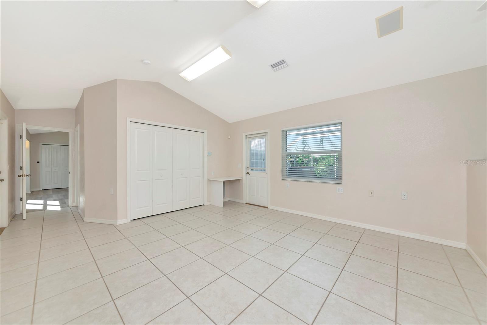 MANASOTA GARDENS - Residential