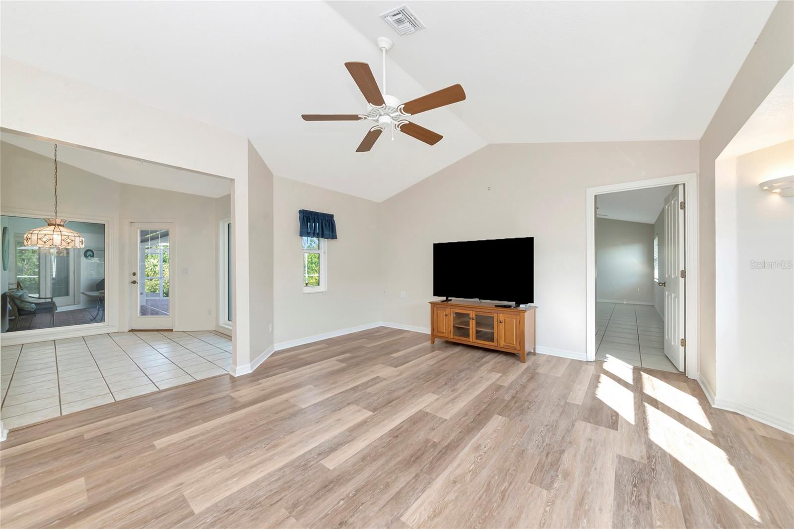 MANASOTA GARDENS - Residential