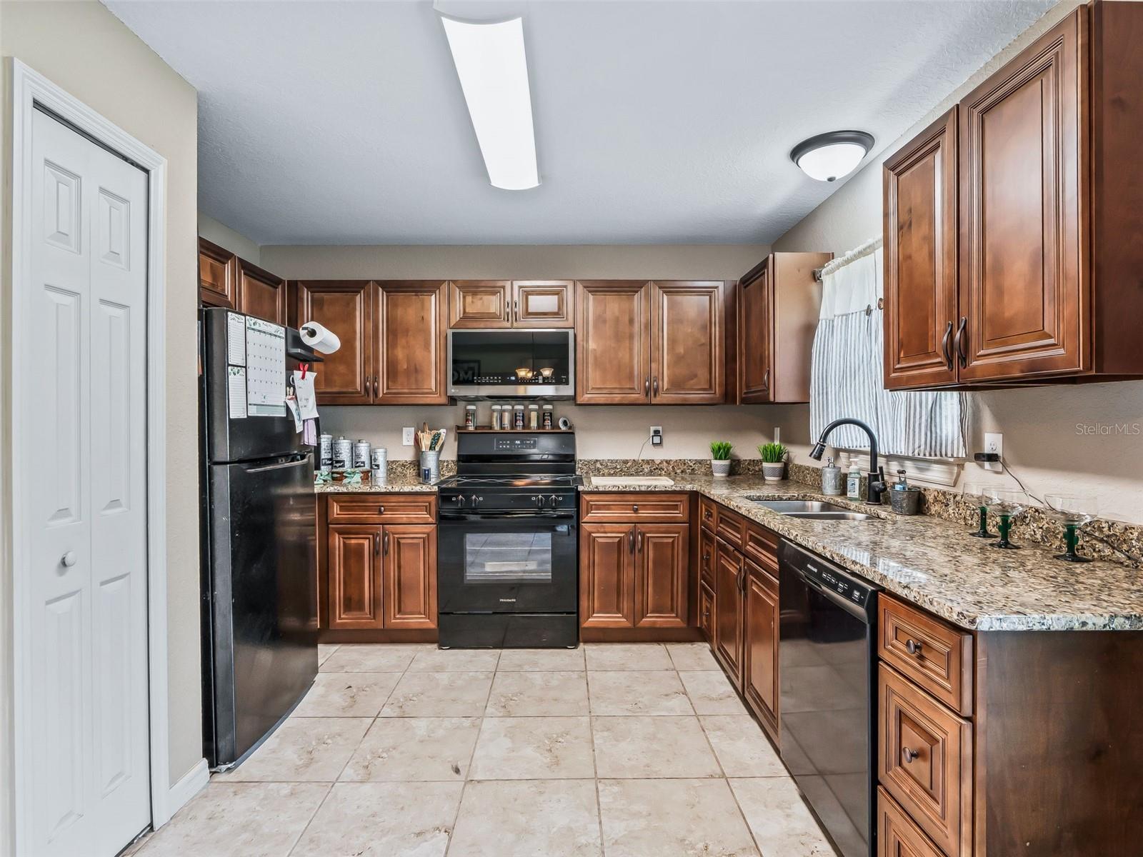 BELLEVIEW HEIGHTS ESTATE - Residential