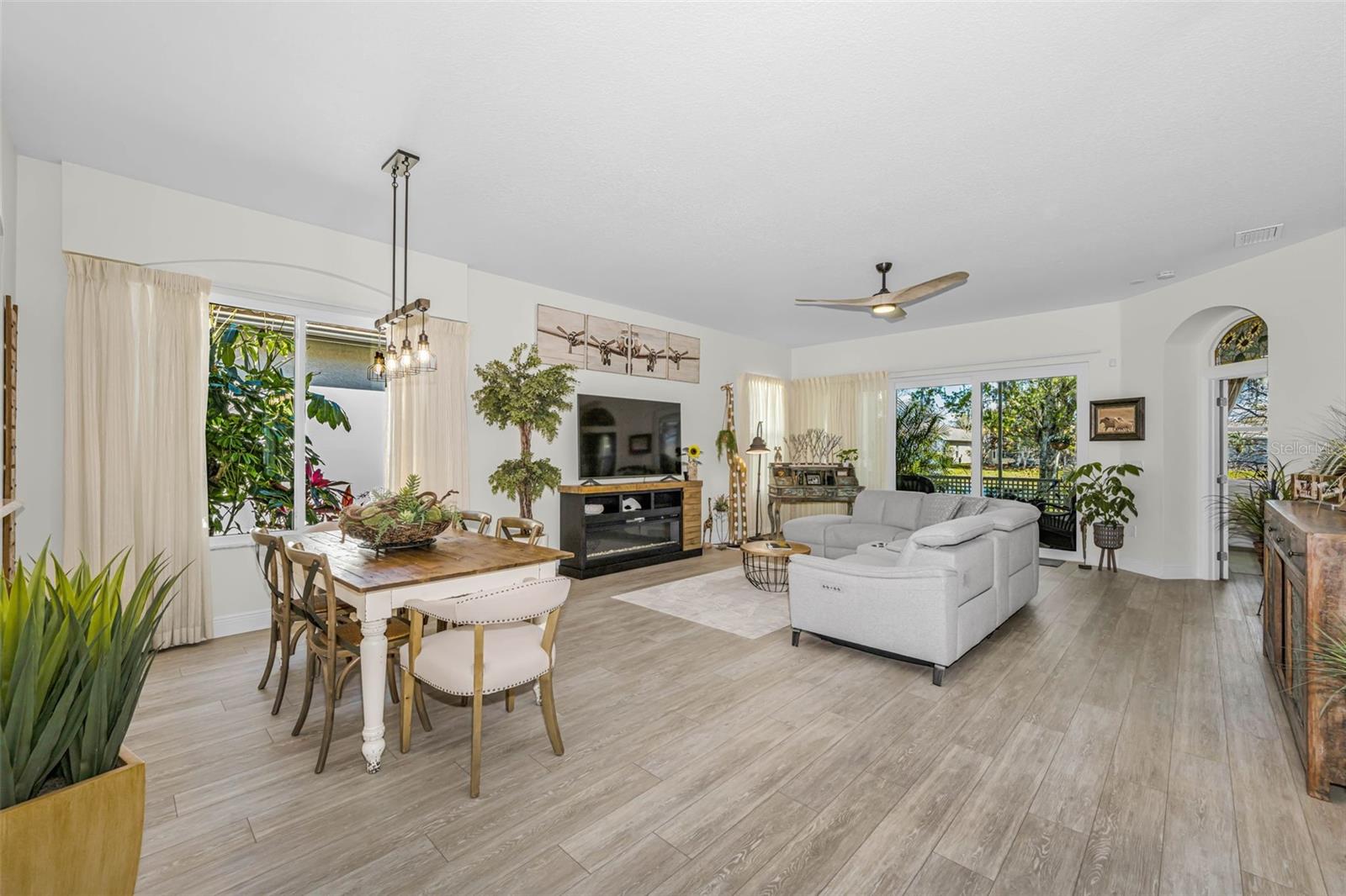 CROSS CREEK - UNIT TWO - Residential