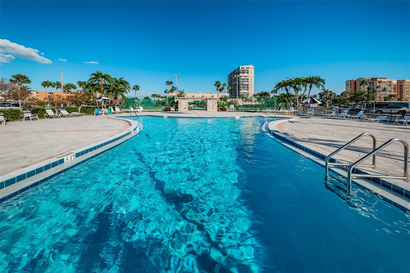 BAY ISLAND - Residential