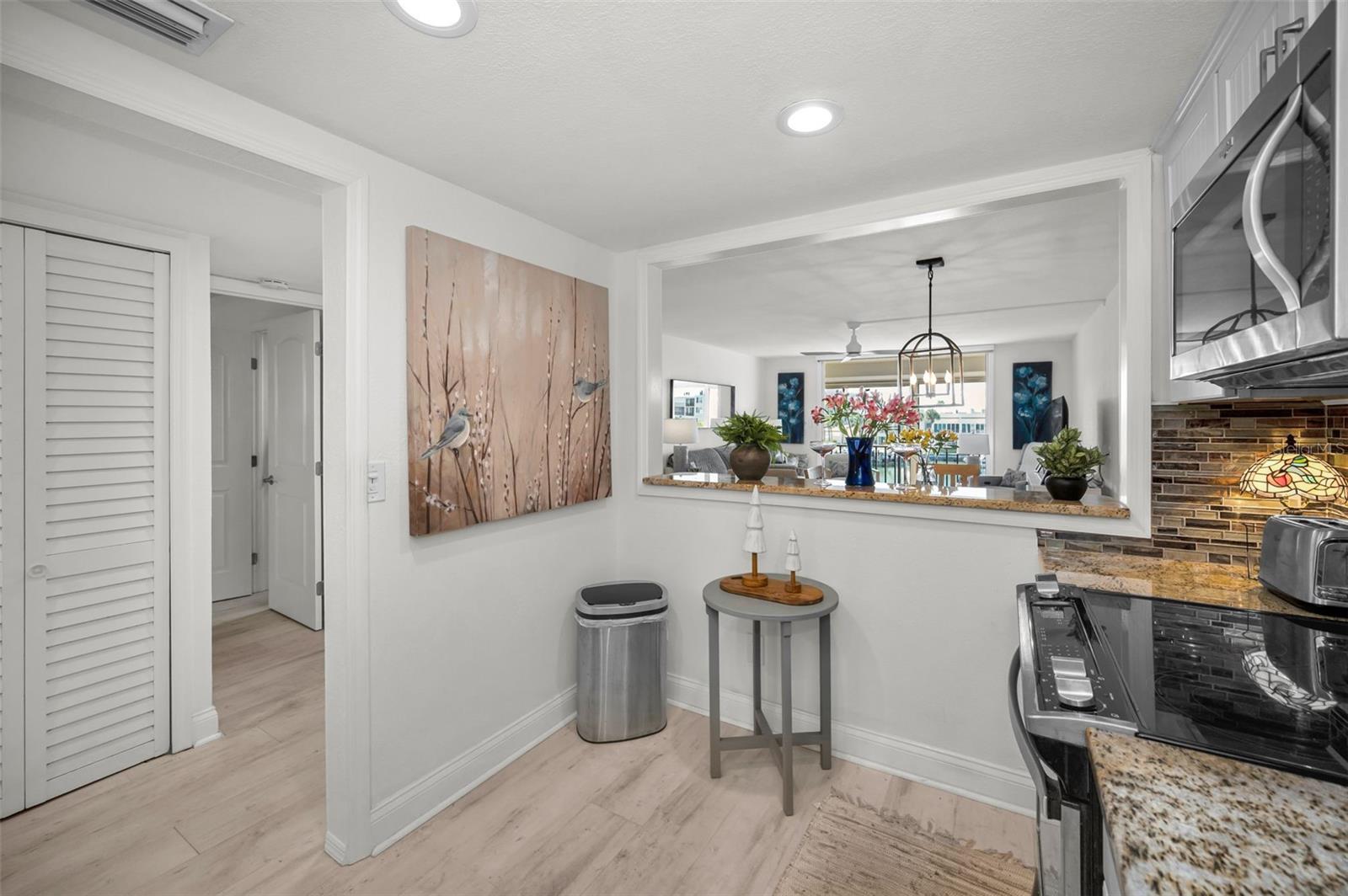 BAY ISLAND - Residential