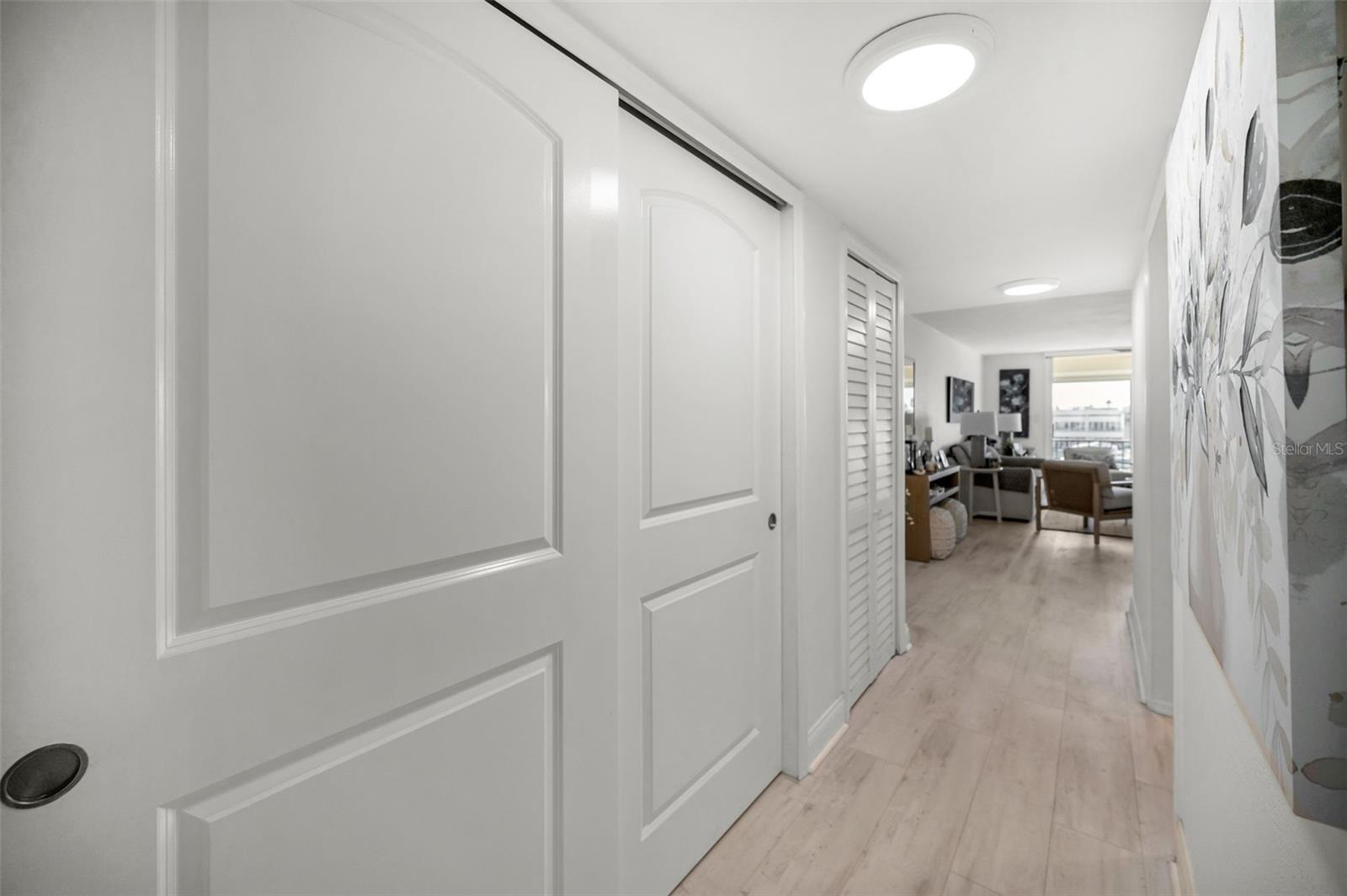 BAY ISLAND - Residential