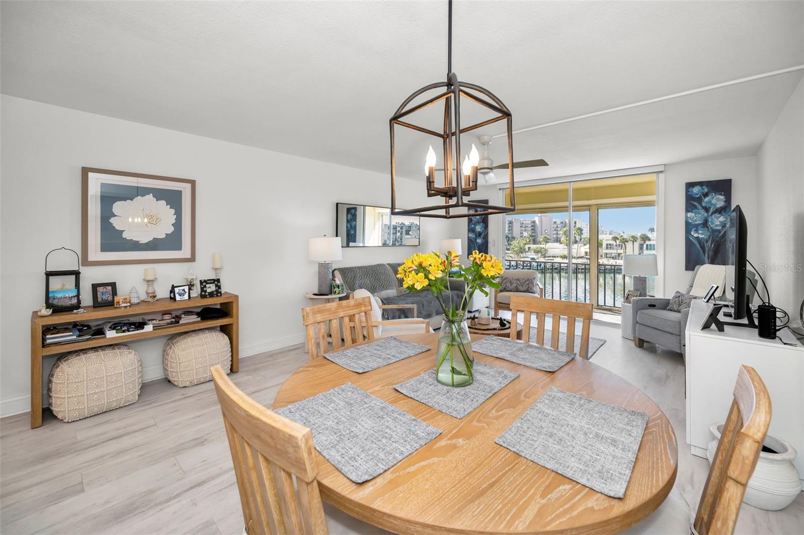 BAY ISLAND - Residential