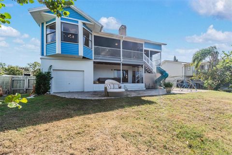 A home in PALM HARBOR