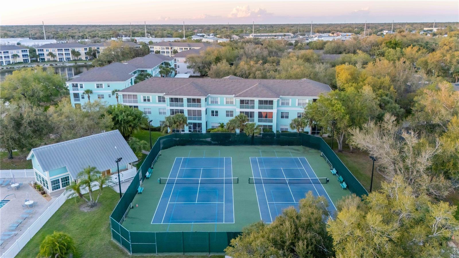 WATERSIDE CLUB 04 AT HERITAGE - Residential