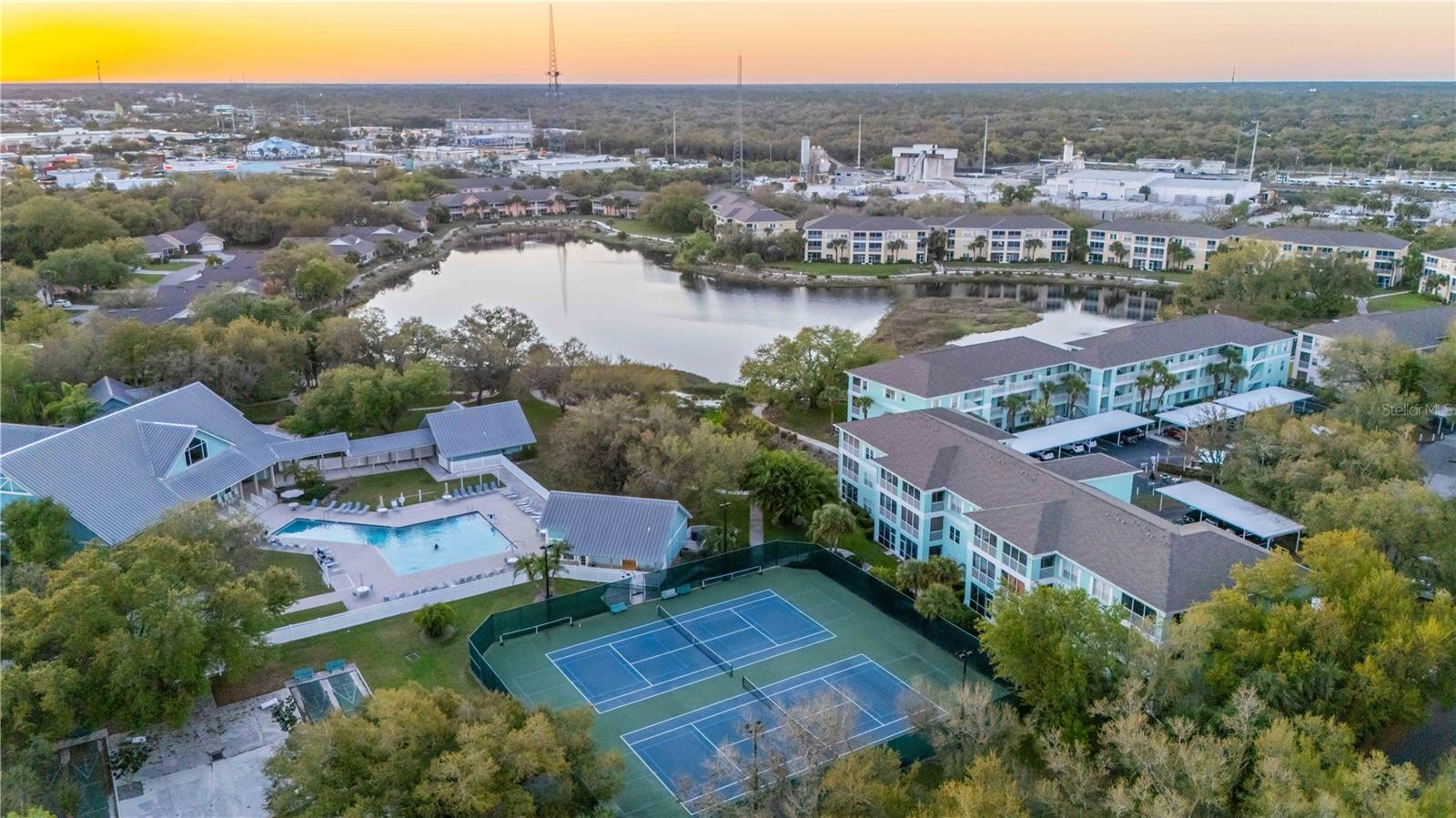 WATERSIDE CLUB 04 AT HERITAGE - Residential