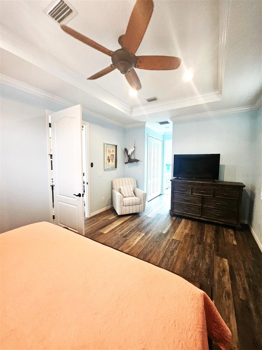 SOUTH VENICE - Residential Lease