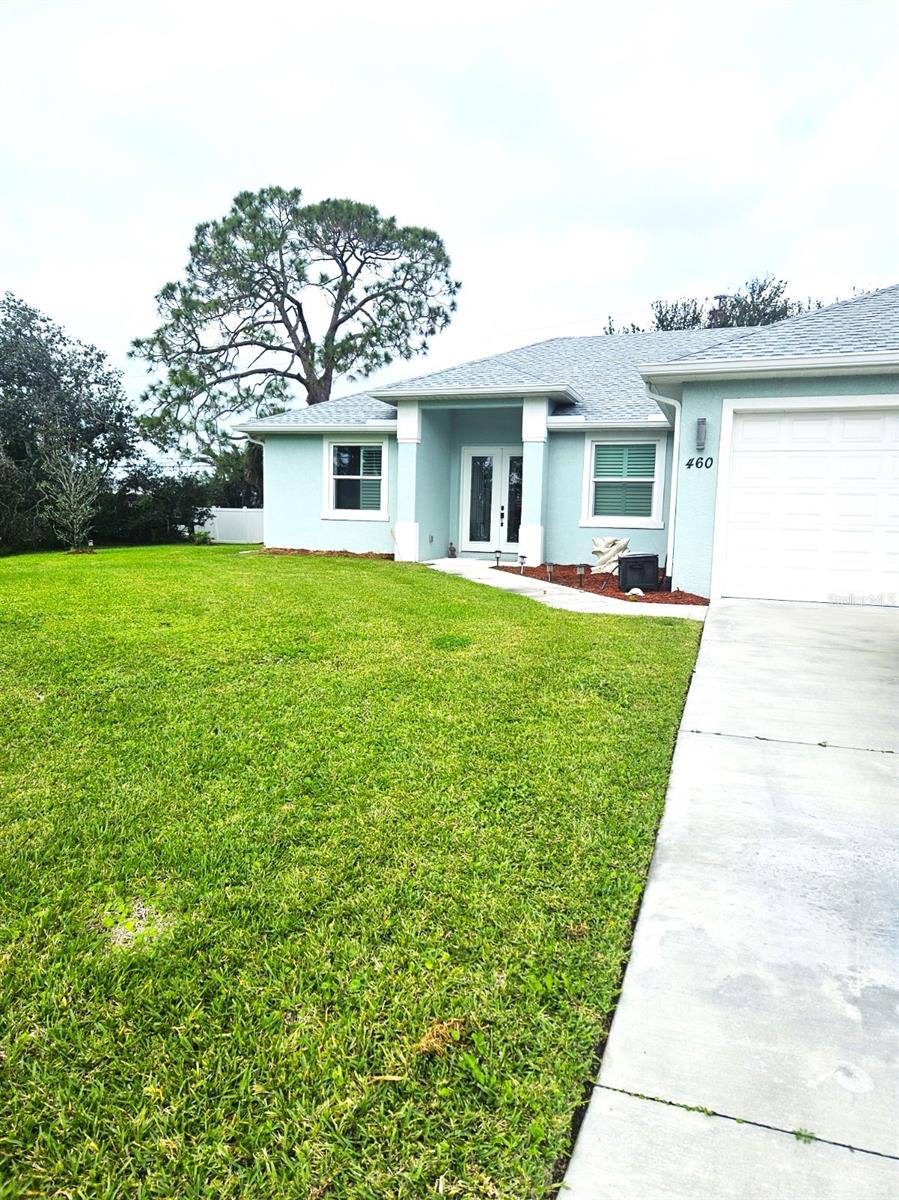 SOUTH VENICE - Residential Lease