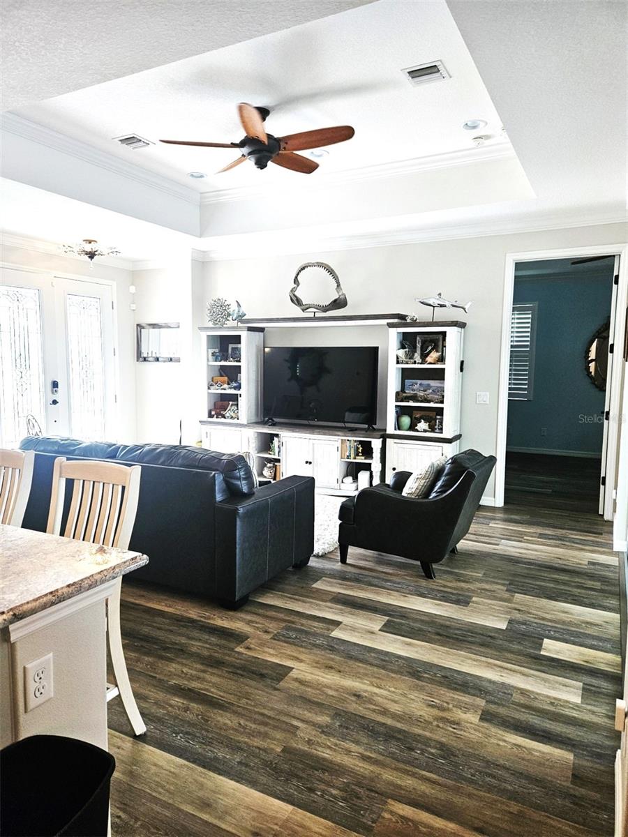 SOUTH VENICE - Residential Lease
