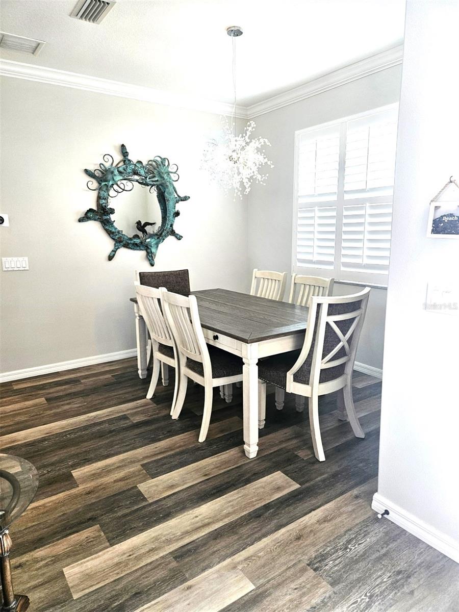 SOUTH VENICE - Residential Lease