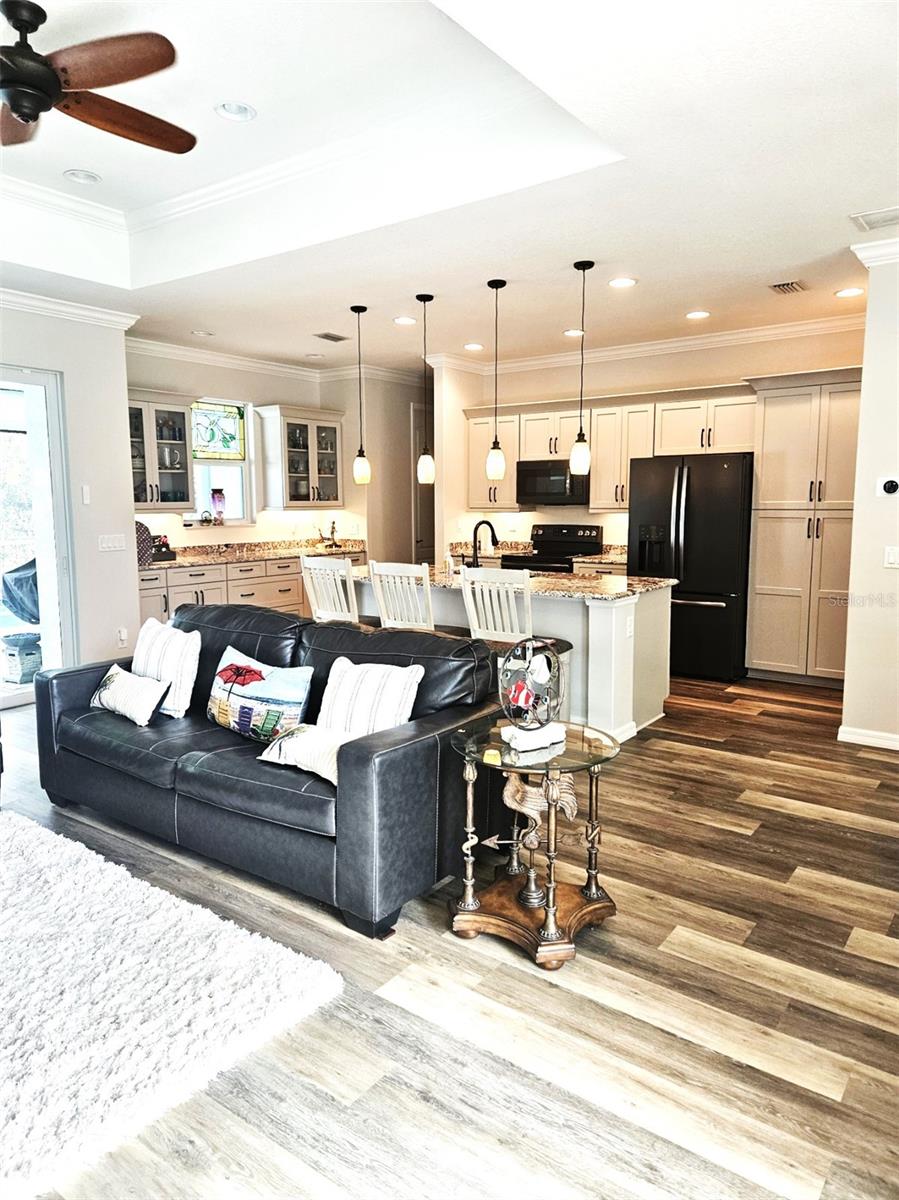 SOUTH VENICE - Residential Lease