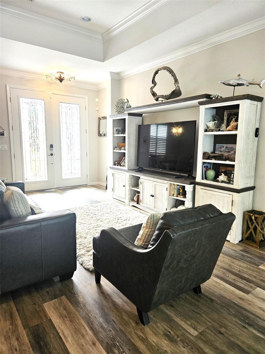 SOUTH VENICE - Residential Lease