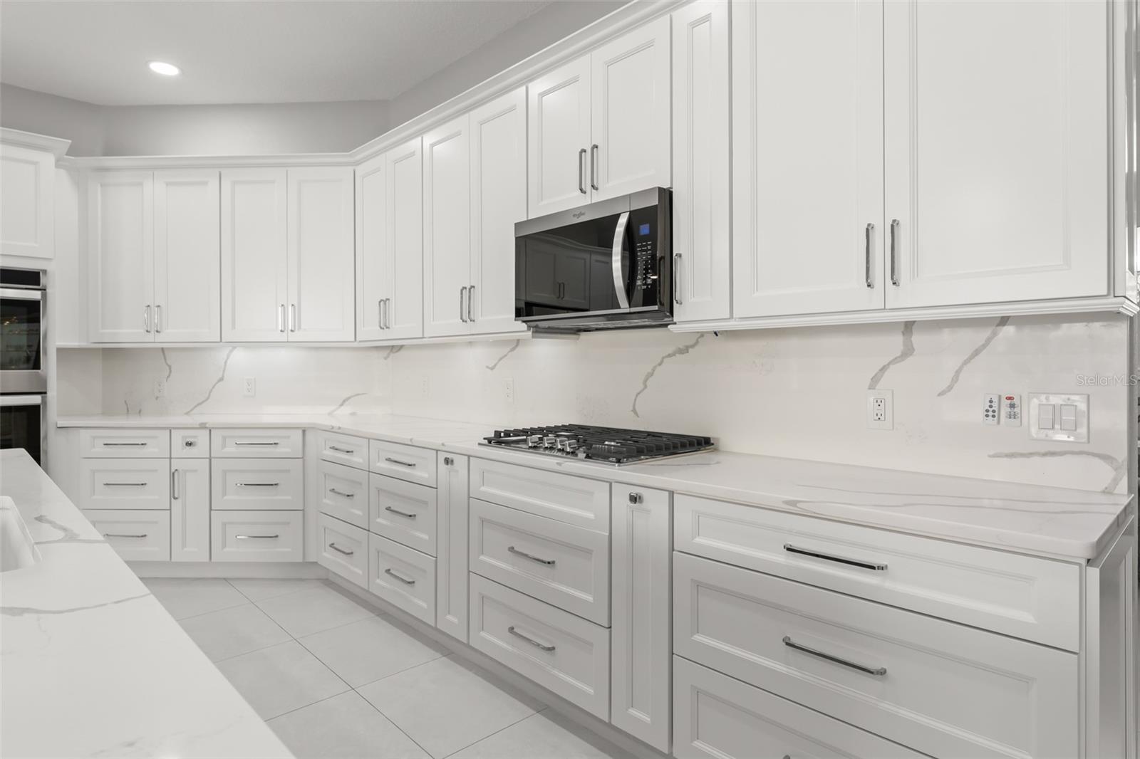 RESERVE AT BELMERE 48 23 - Residential