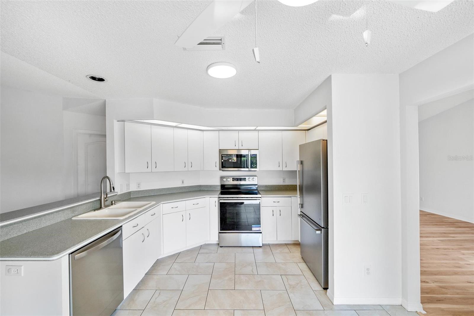 GULF VIEW ESTATES - Residential