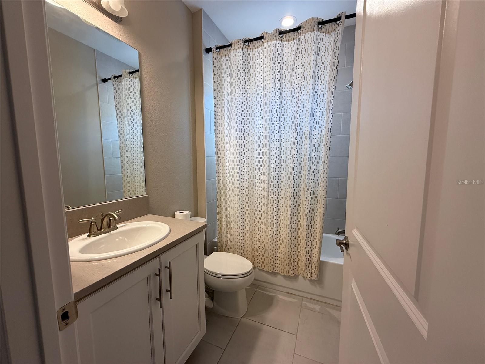 WINDING RDG PH 1 & 2 - Residential Lease