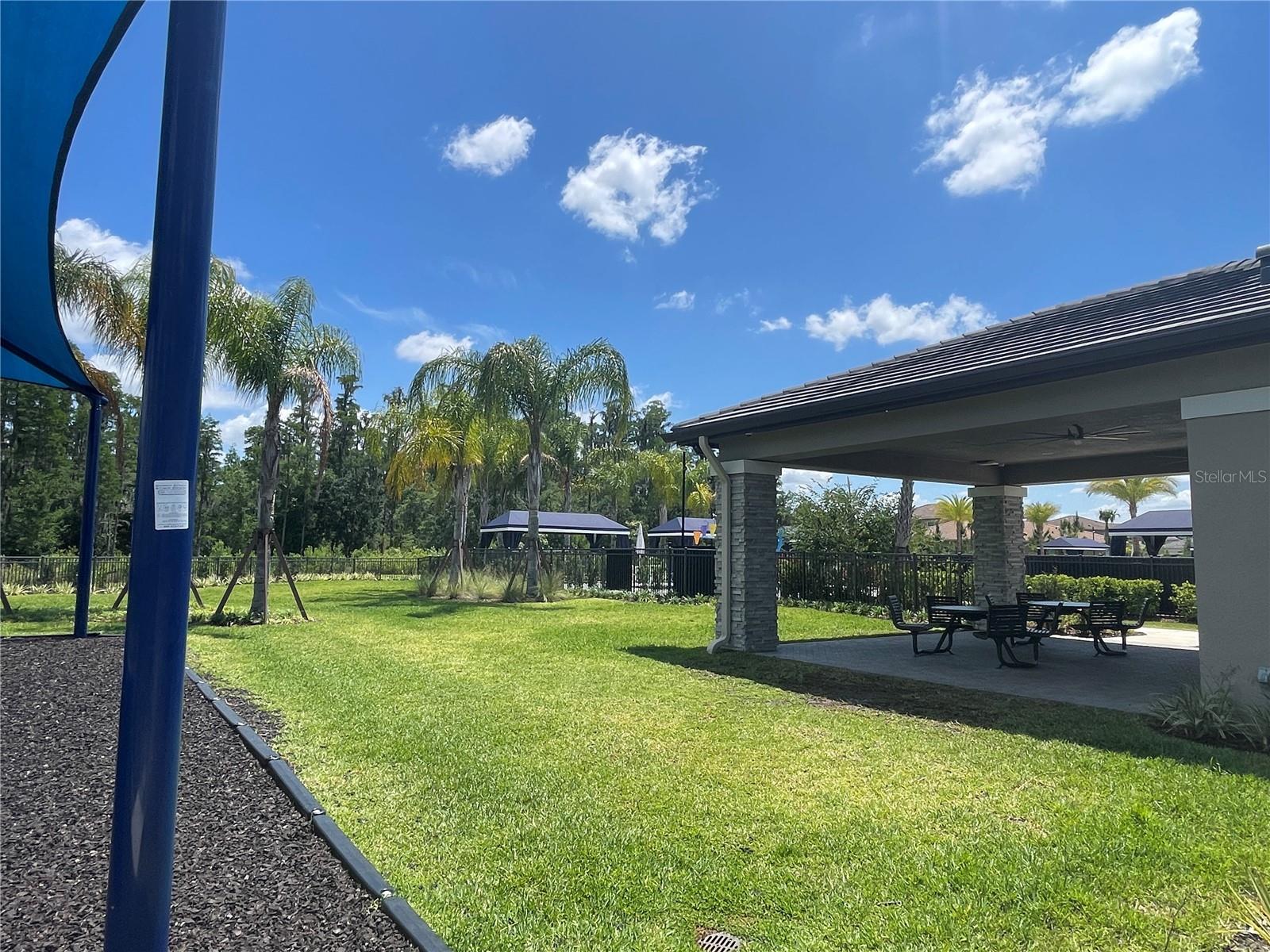 WINDING RDG PH 1 & 2 - Residential Lease