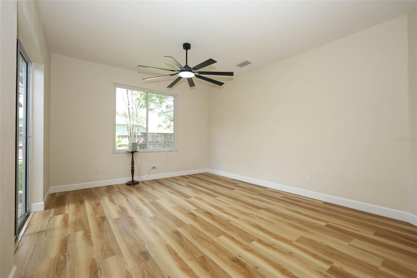 UNIVERSITY ESTATES - Residential