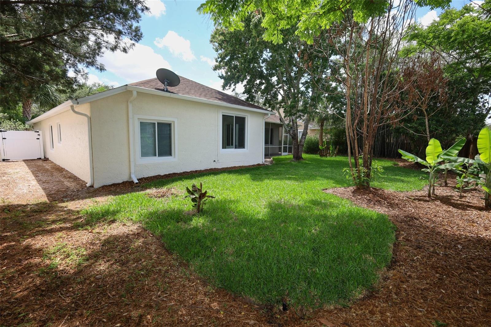 UNIVERSITY ESTATES - Residential