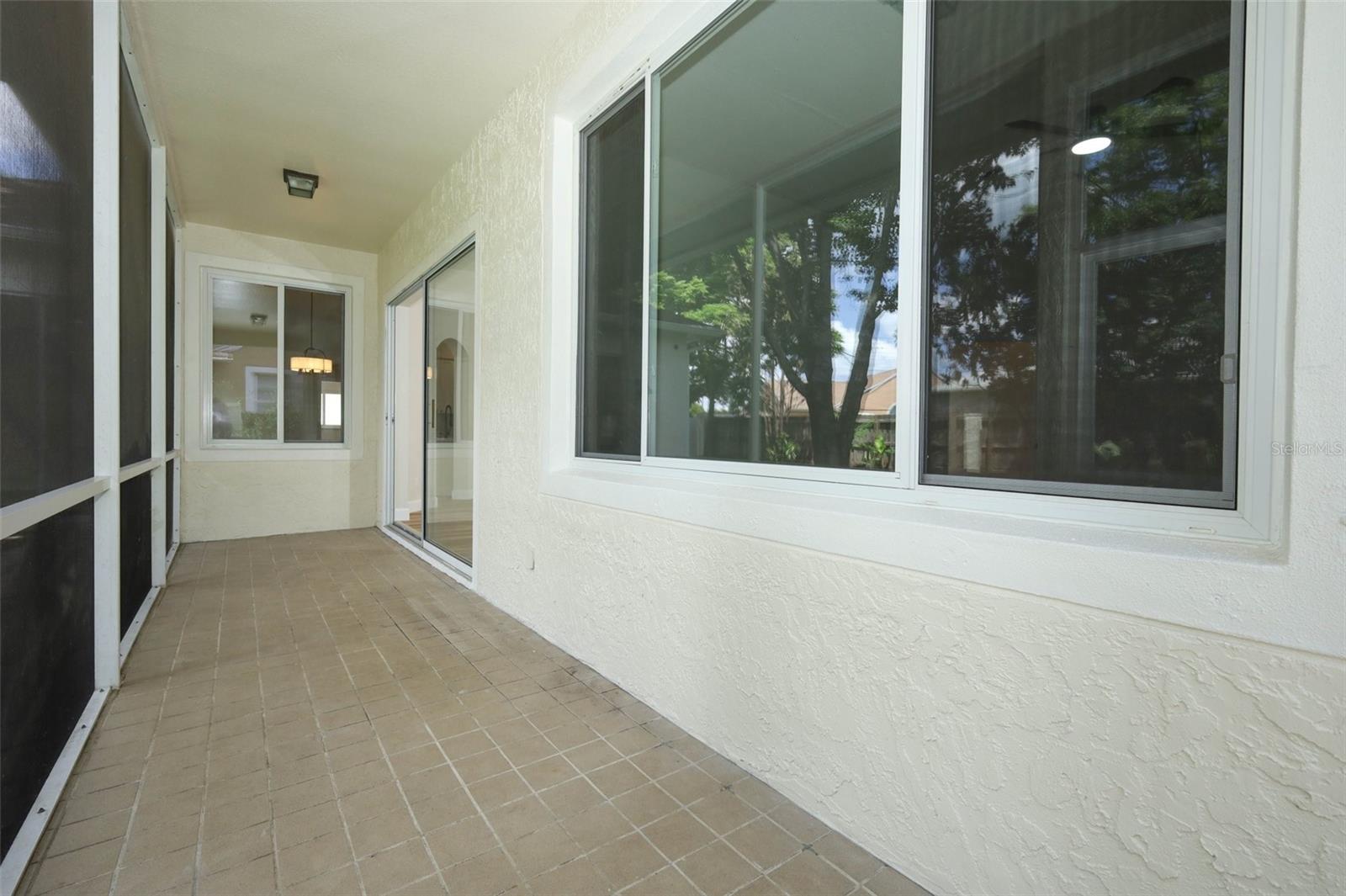 UNIVERSITY ESTATES - Residential