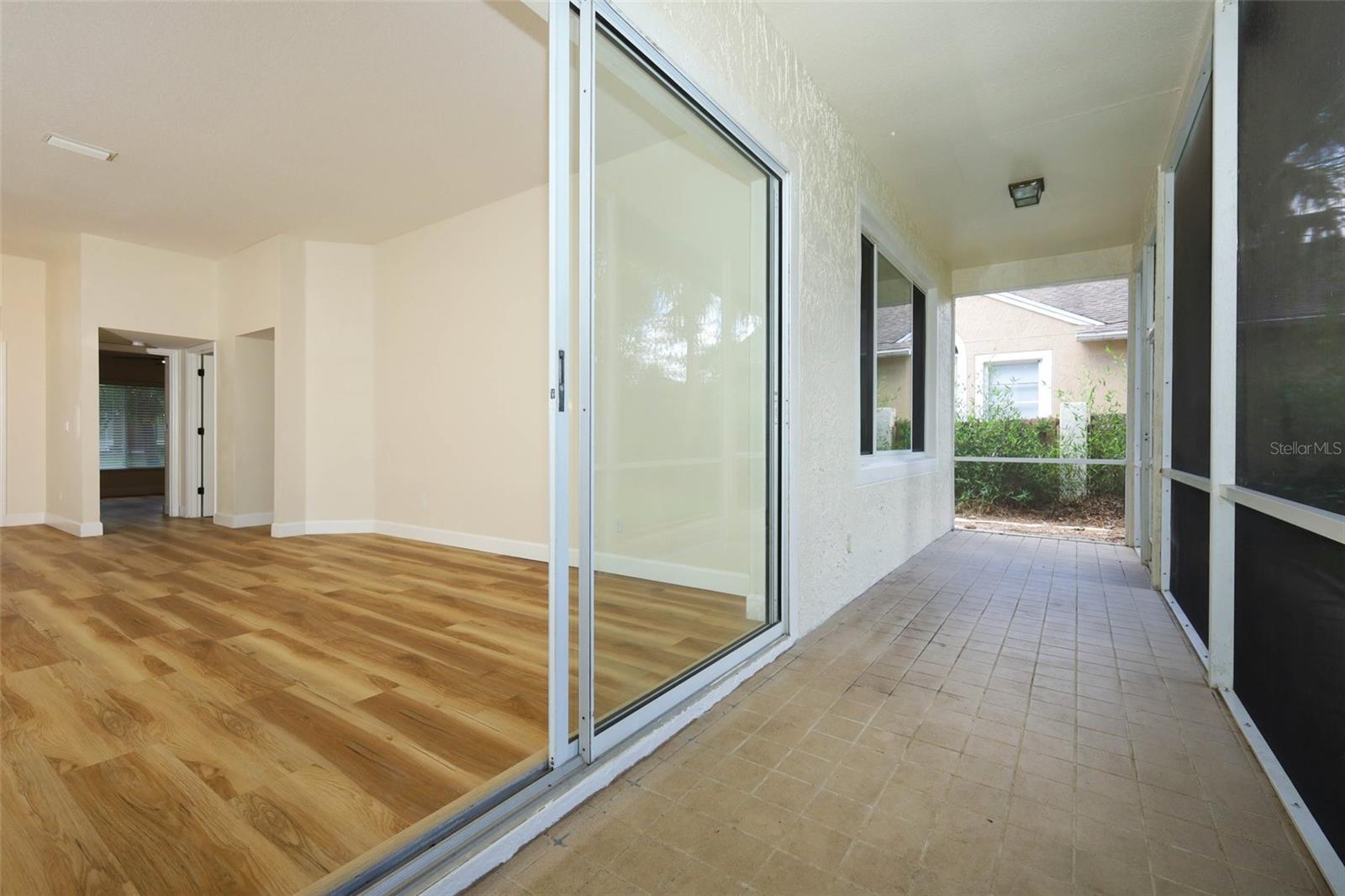 UNIVERSITY ESTATES - Residential