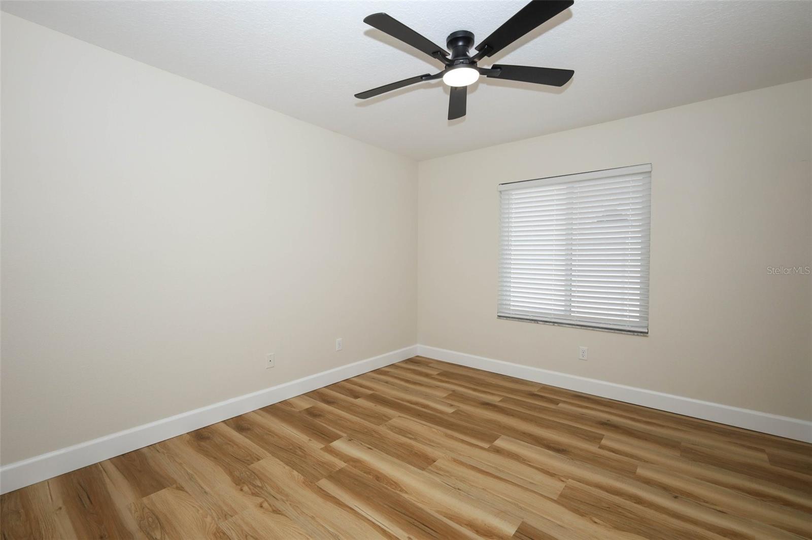 UNIVERSITY ESTATES - Residential
