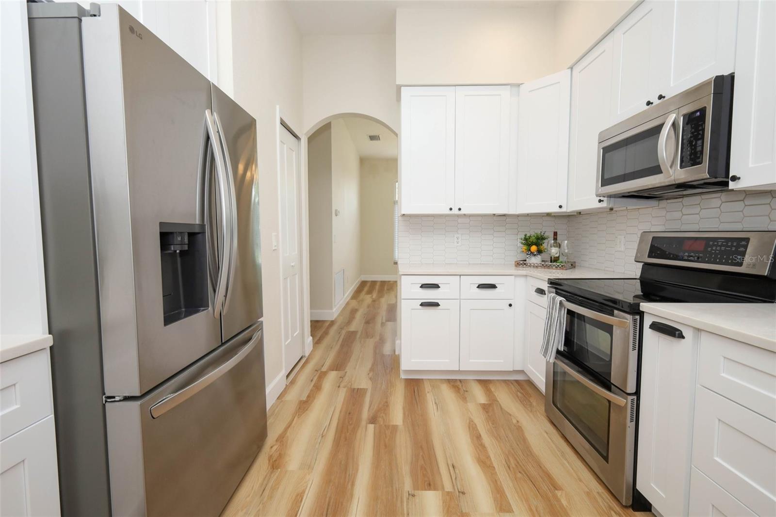 UNIVERSITY ESTATES - Residential