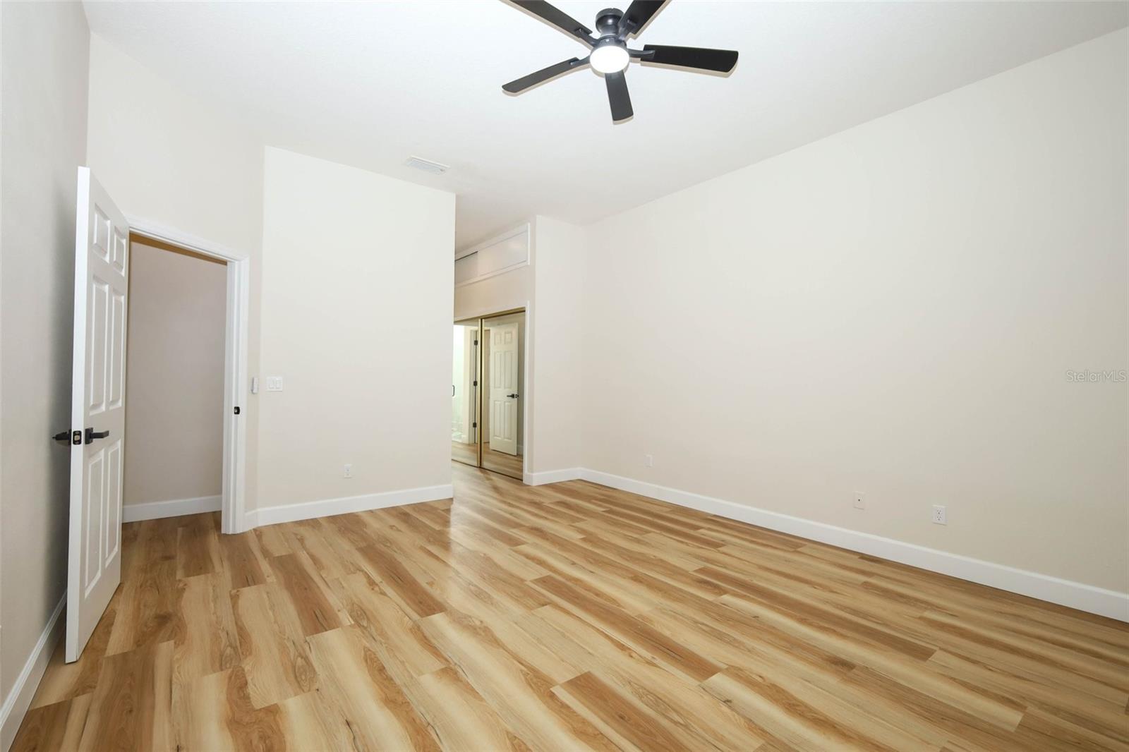 UNIVERSITY ESTATES - Residential