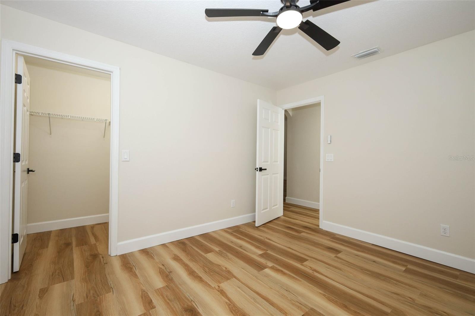 UNIVERSITY ESTATES - Residential