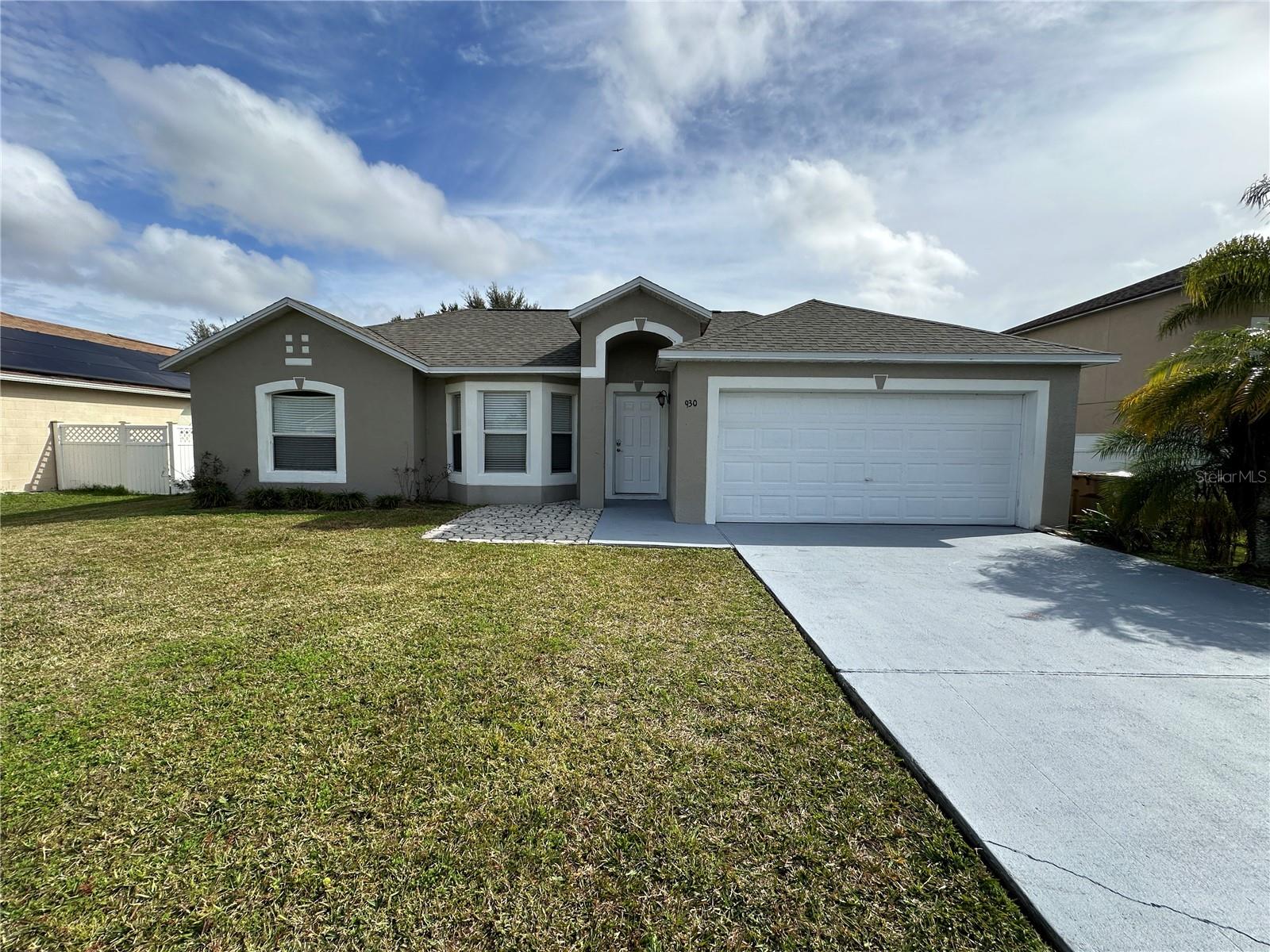 Back on the Market , Buyer was not able to obtain loan !!
Discover the perfect blend of comfort and convenience at 930 Halifax DR, Kissimmee, FL! This spacious 4-bed, 2-bath home offers a prime location just 1 mile from the Marigold entrance to Poinciana Pkwy, ensuring easy access to amenities. With a seamless drive to the new Sun Rail Station and I-4, this property at $295,000 invites you to elevate your lifestyle. Make your move to a home that harmonizes modern living with a strategic location!
Roof (2020) Newer A/C