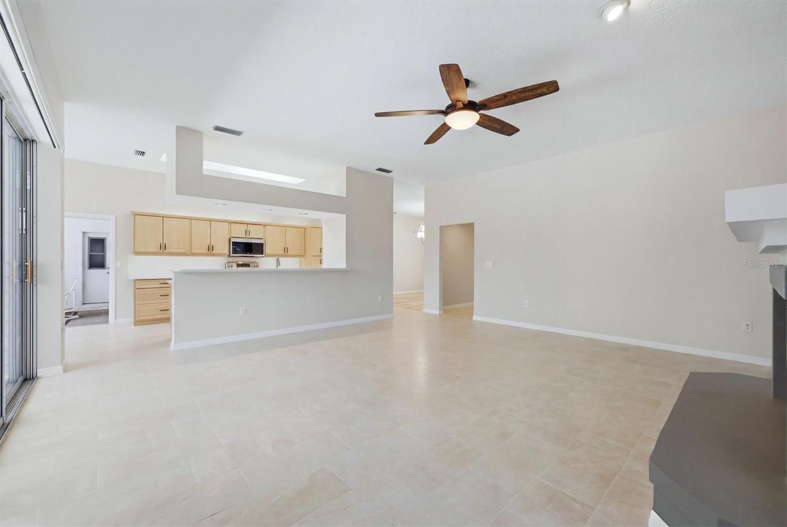 LAKES ESTATES 3 OF SARASOTA - Residential