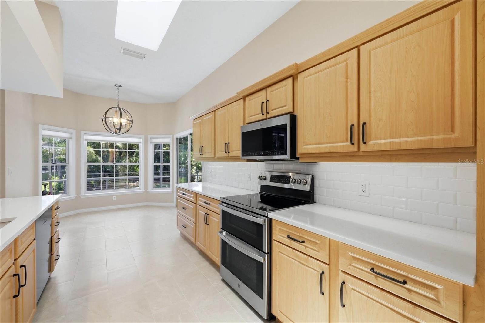 LAKES ESTATES 3 OF SARASOTA - Residential