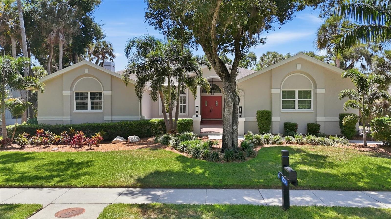 LAKES ESTATES 3 OF SARASOTA - Residential