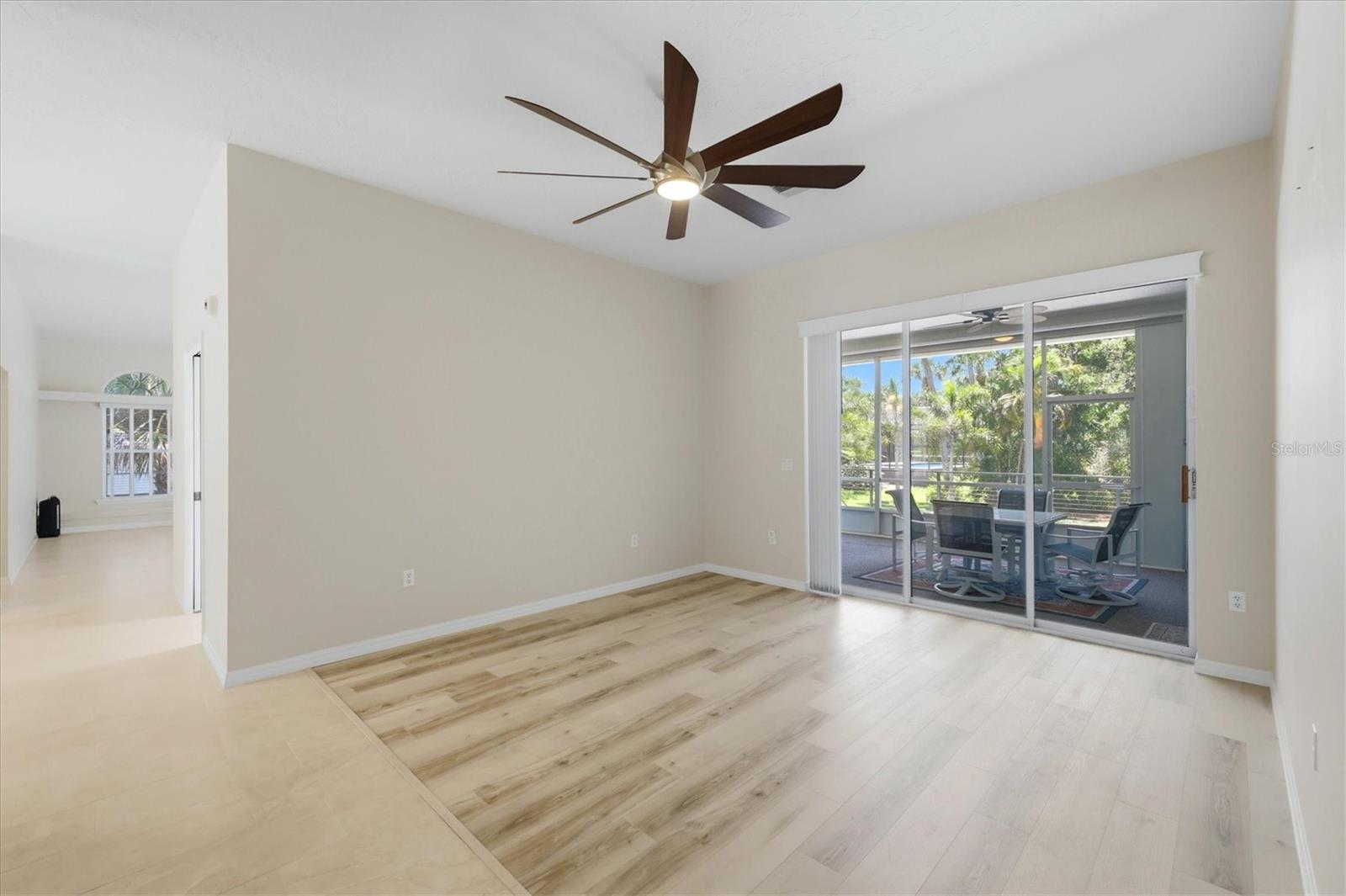 LAKES ESTATES 3 OF SARASOTA - Residential