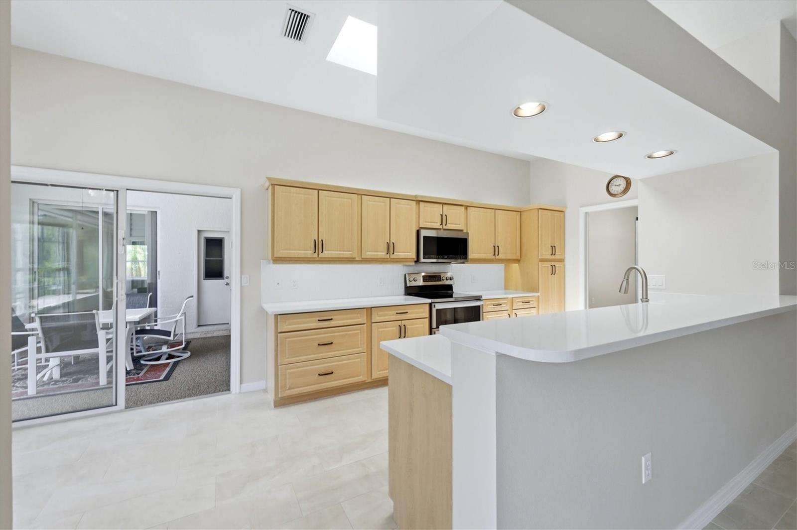 LAKES ESTATES 3 OF SARASOTA - Residential