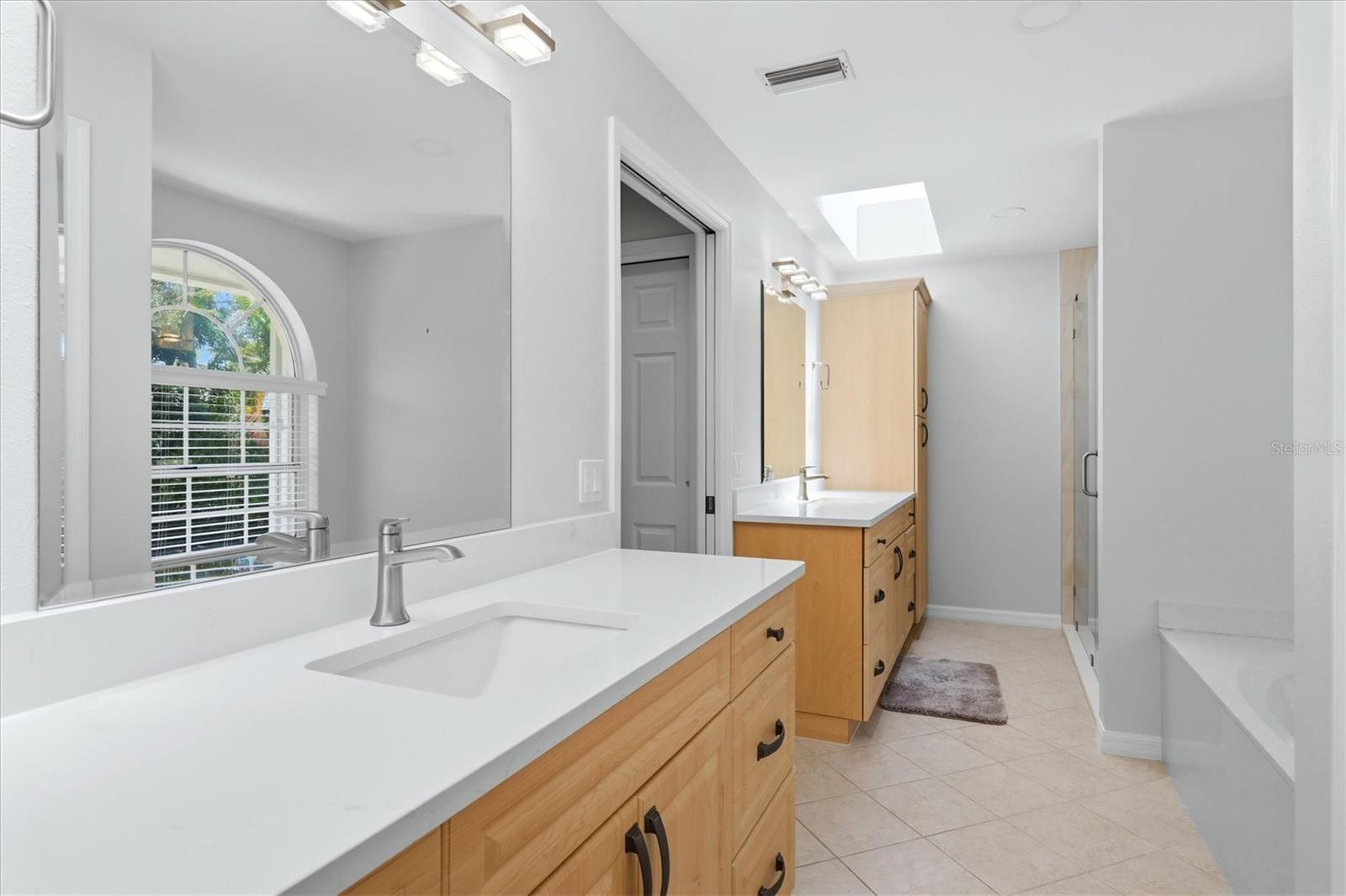 LAKES ESTATES 3 OF SARASOTA - Residential