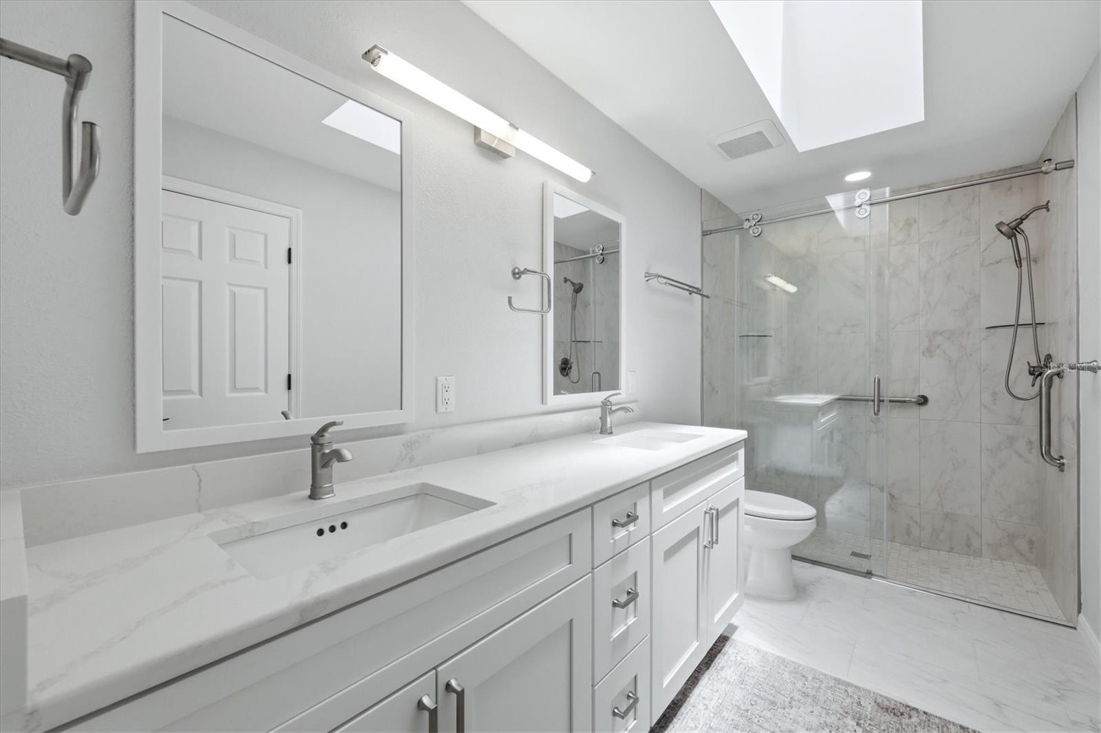 LAKES ESTATES 3 OF SARASOTA - Residential
