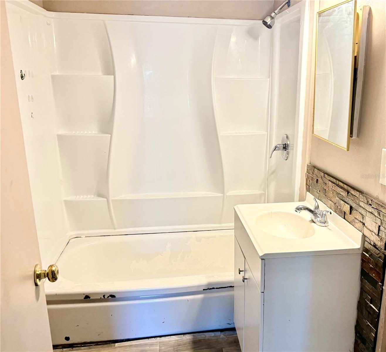 CAROLINA TENNESSEE - Residential