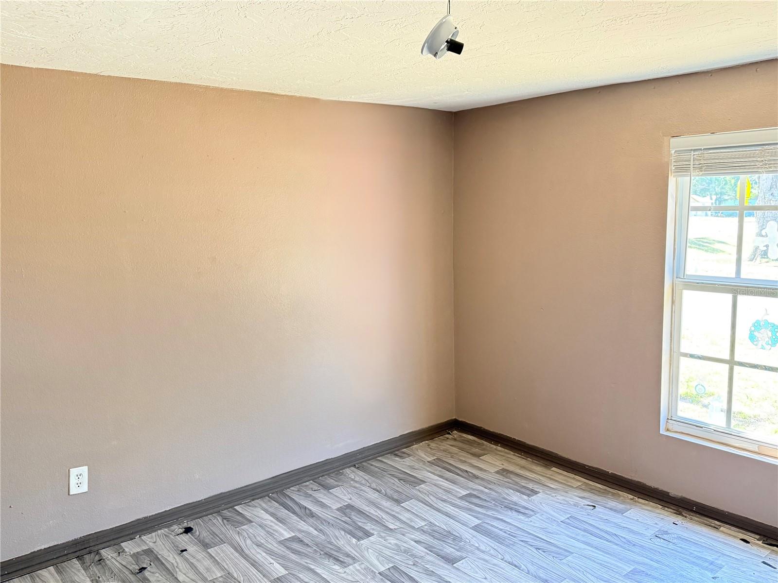 CAROLINA TENNESSEE - Residential