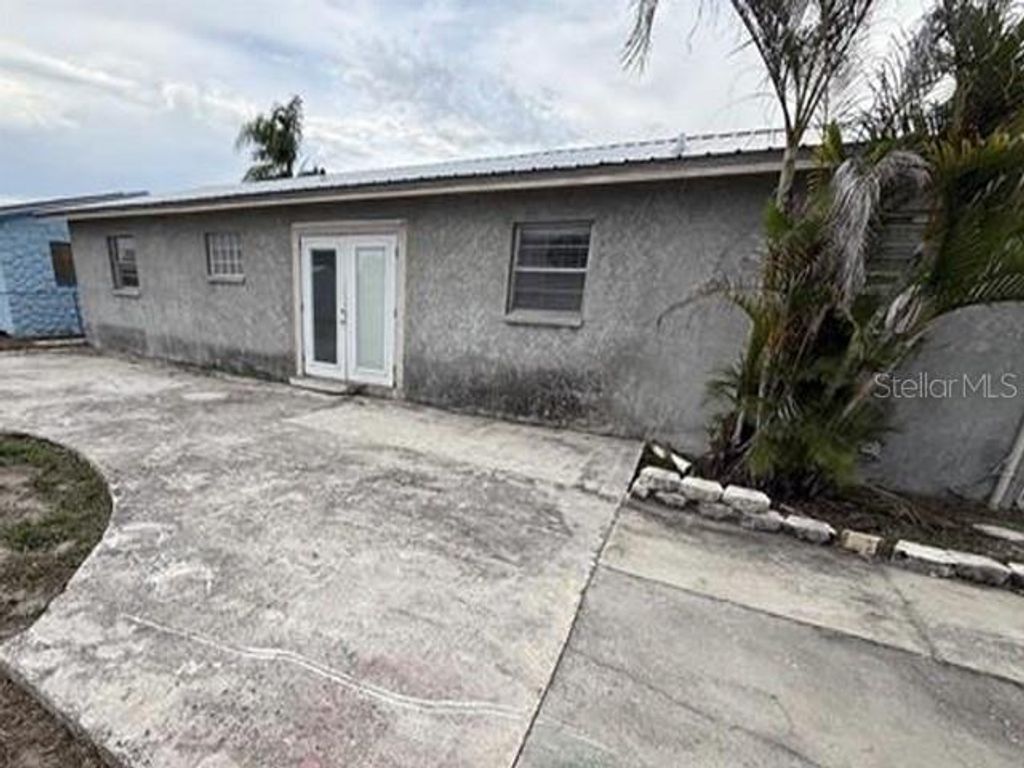 Photo of 1129 SW Golden Avenue, Arcadia, FL 34266 (MLS # O6415344)