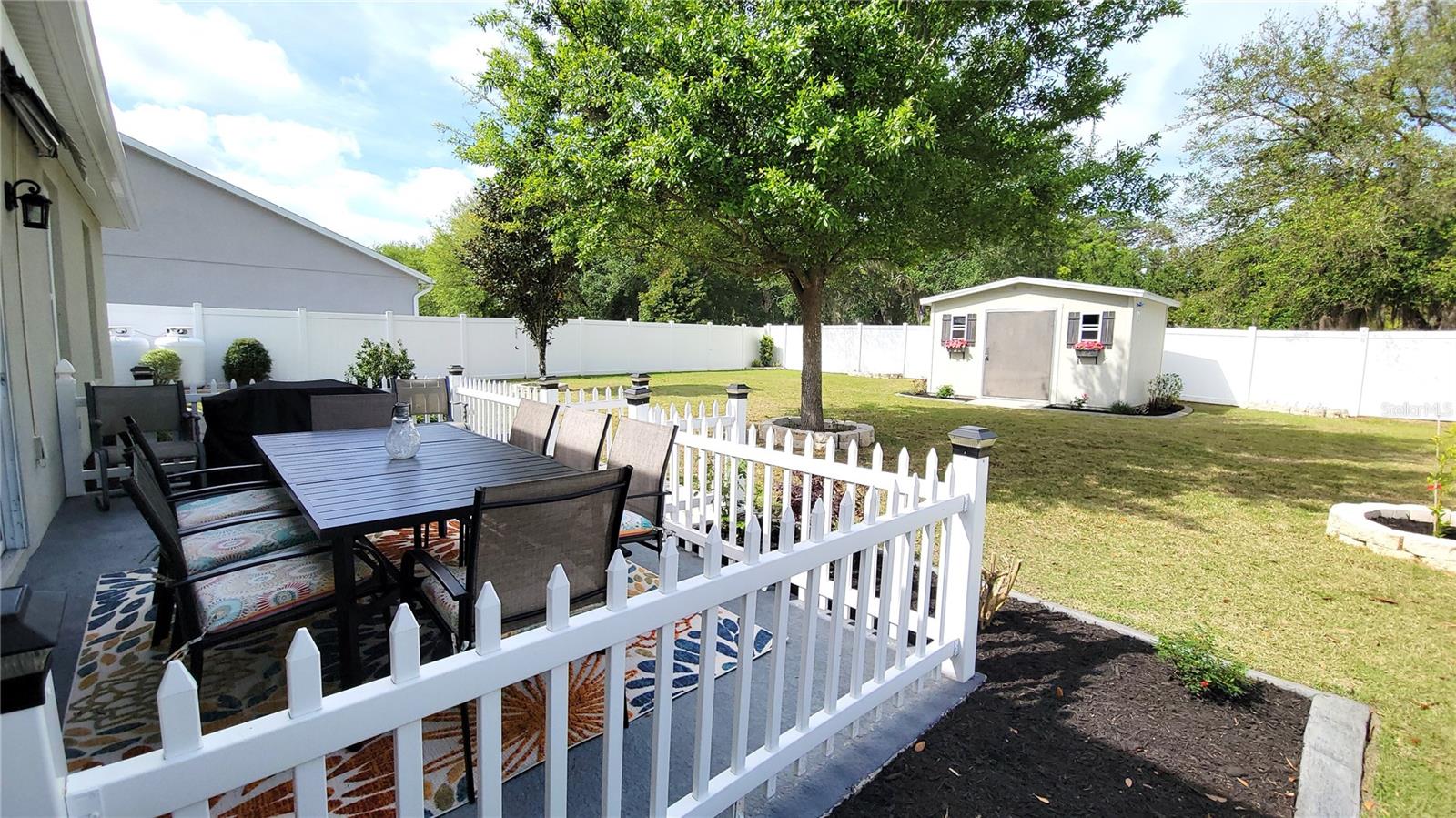 RIDGEWOOD CROSSING - Residential