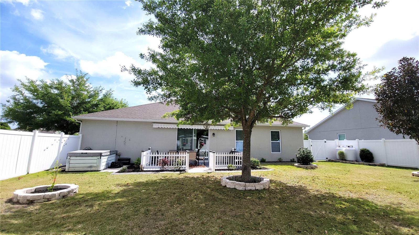 RIDGEWOOD CROSSING - Residential