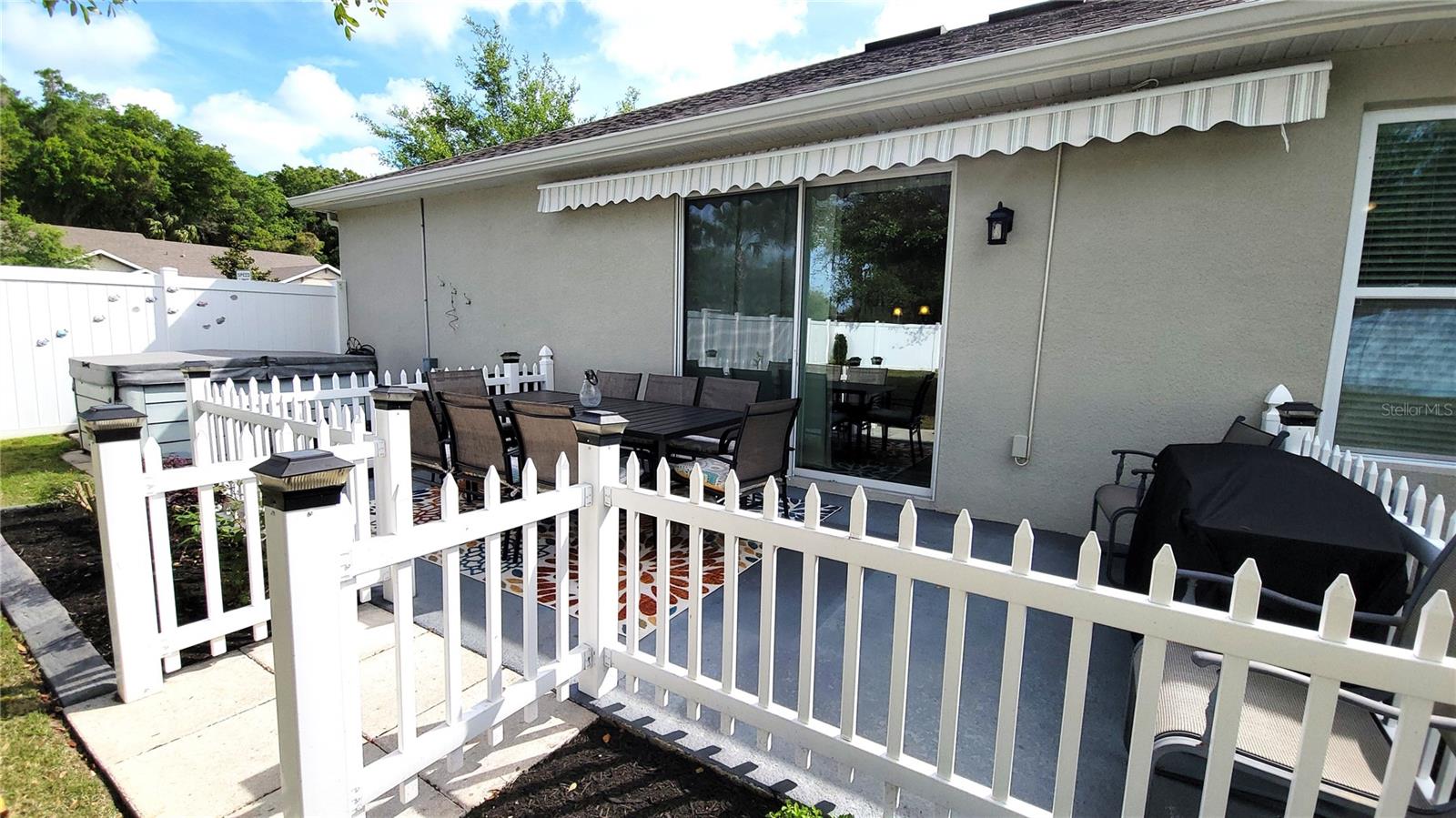 RIDGEWOOD CROSSING - Residential