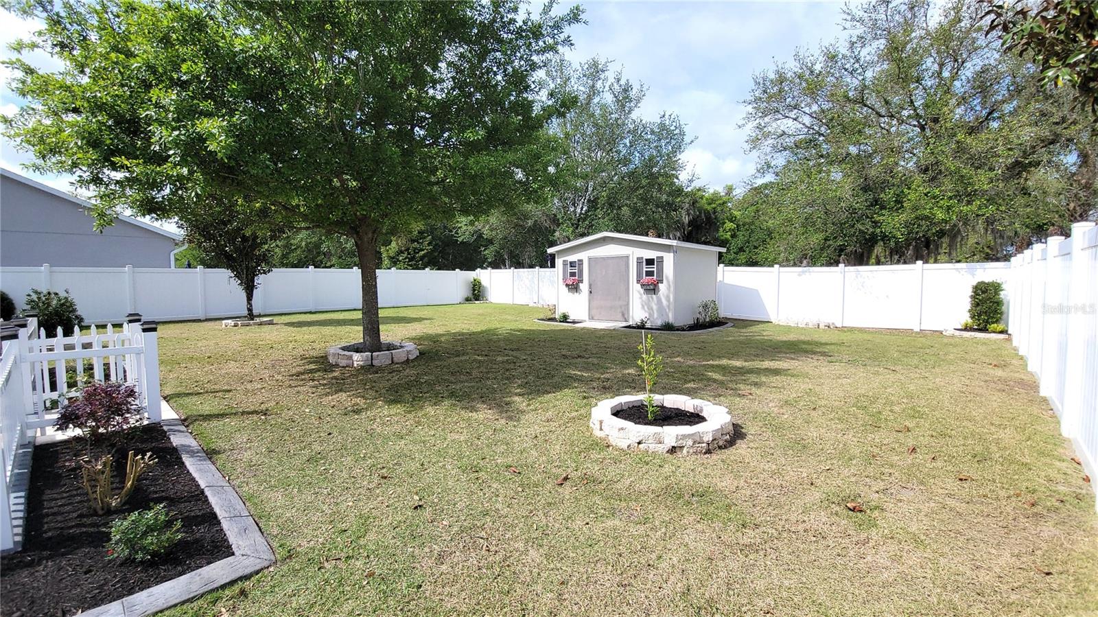 RIDGEWOOD CROSSING - Residential