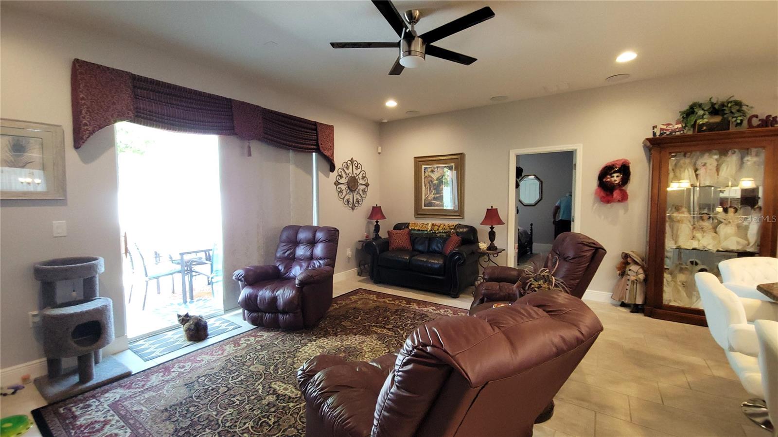 RIDGEWOOD CROSSING - Residential