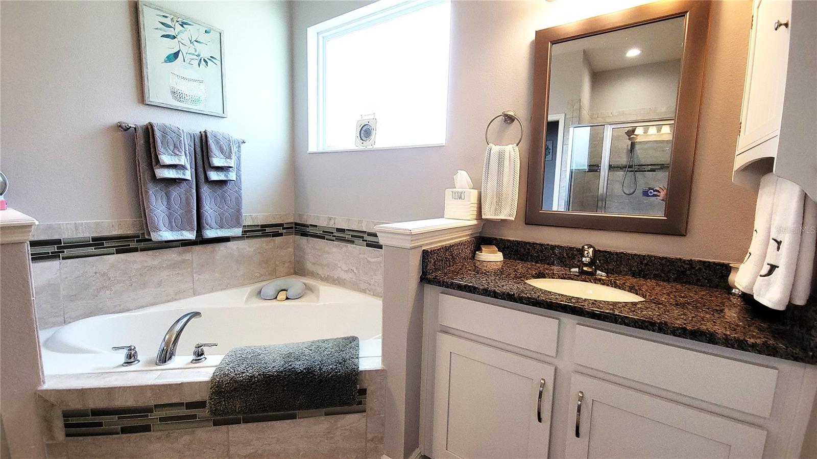 RIDGEWOOD CROSSING - Residential