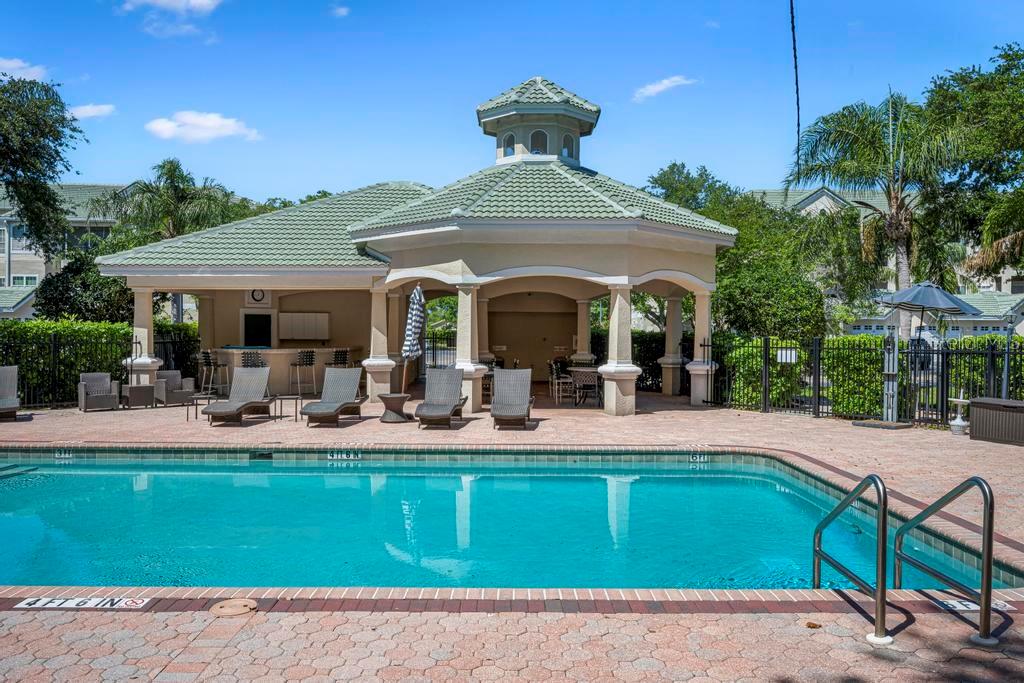 SERENADE ON PALMER RANCH - Residential