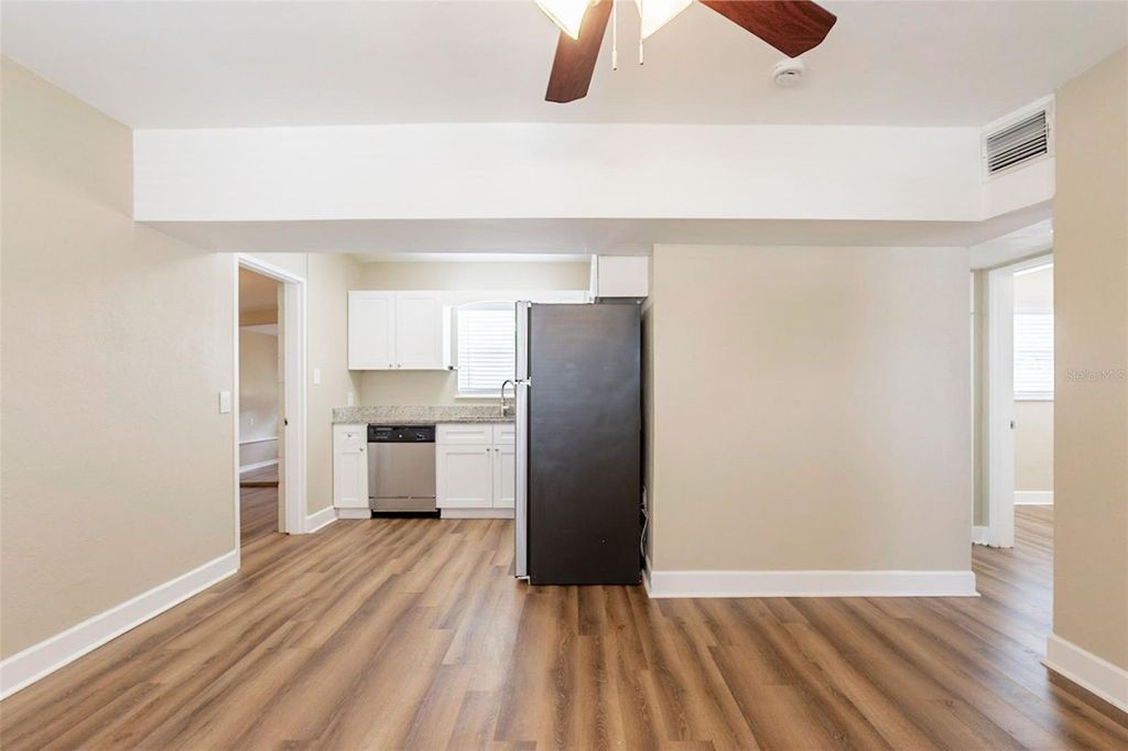 Photo of 1020 58th Avenue N, St Petersburg, FL 33703 (MLS # O6313709)