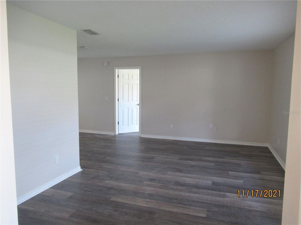 Photo of 631 Sandy Creek Drive, Brandon, FL 33511 (MLS # TB8485575)